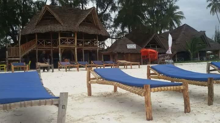 Sipano Beach Lodge Кивенга Екстериор снимка